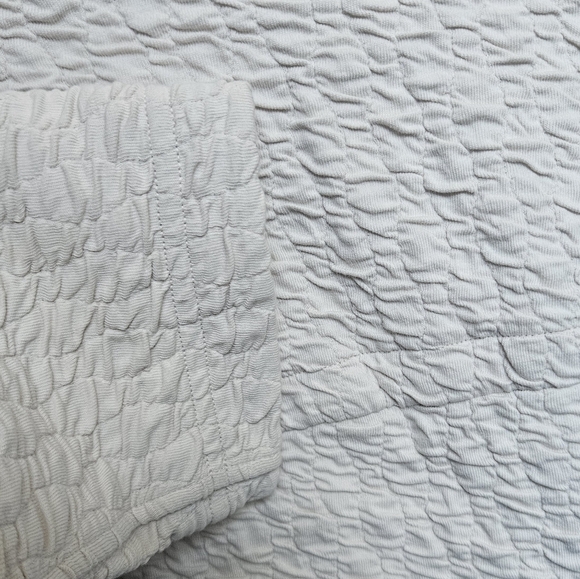 Lululemon White Opal Rippled Full Zip Jacket Size 8 - Picture 5 of 9